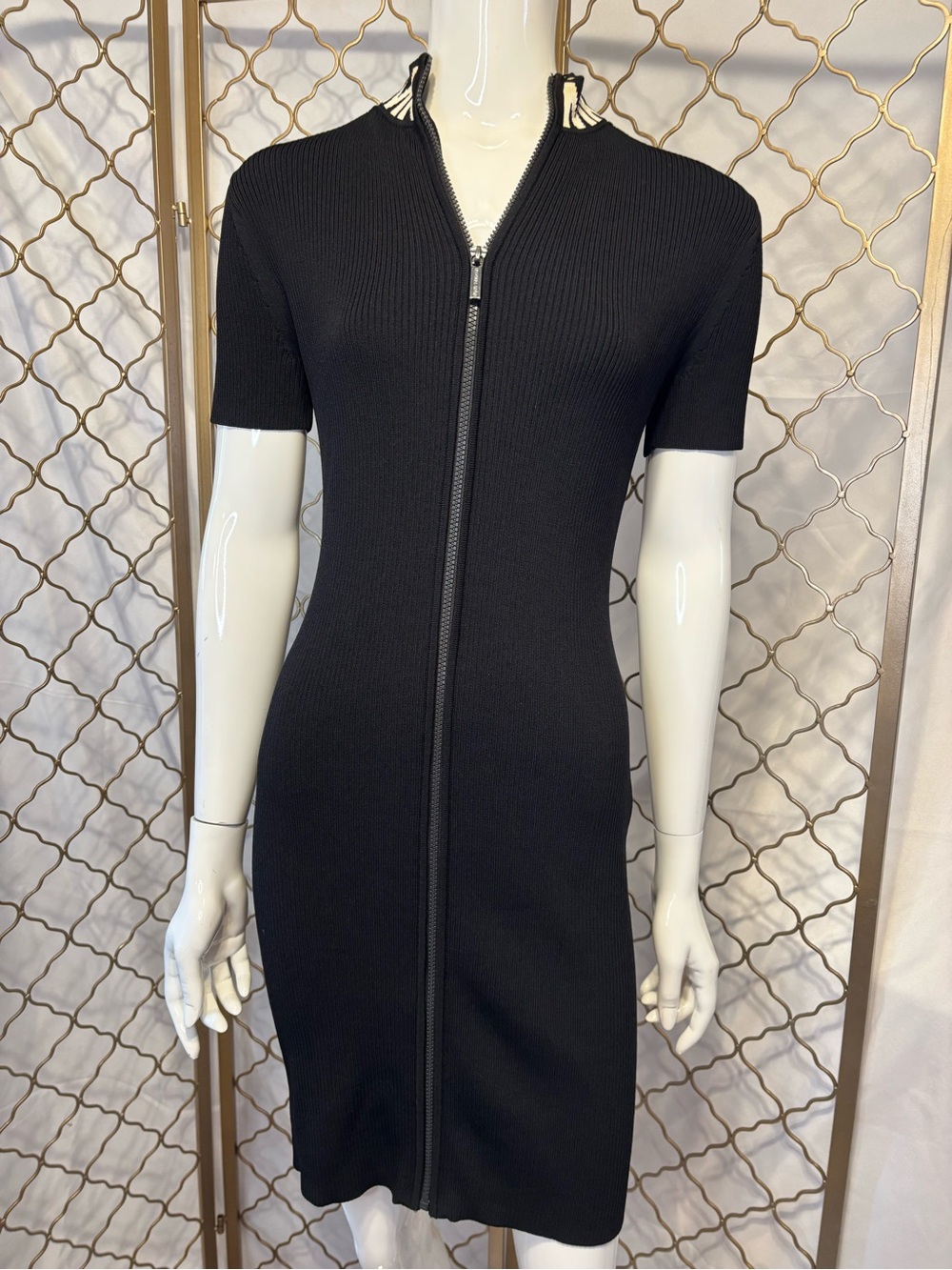 MICHAEL Michael Kors Black Zip-Front Dress in Like New Condition, size M